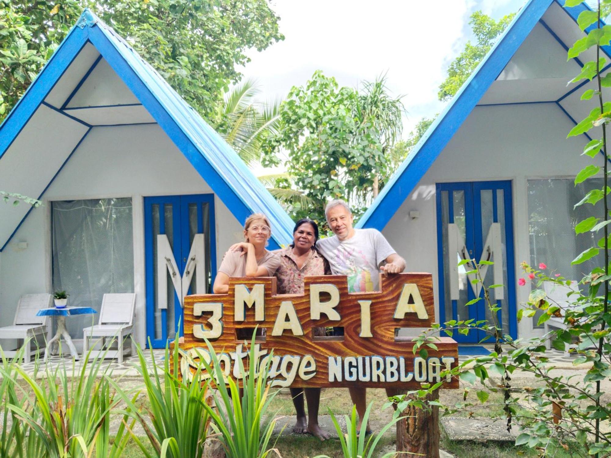 Tria Maria Cottage Ngurbloat الغرفة الصورة
